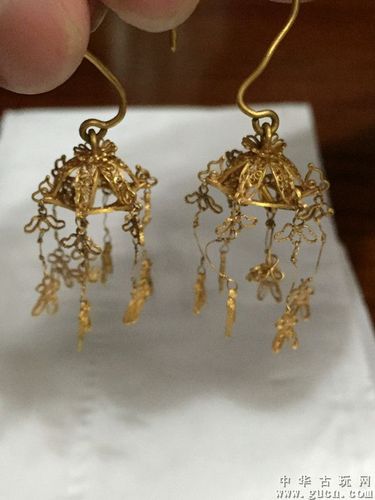 明代金耳环一对6.5g