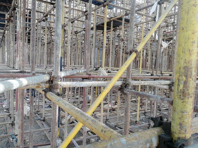 水平剪刀撑巡检