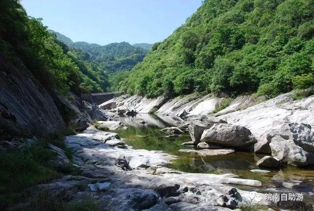 沿途景点:天堂寨旅游景区—燕子河大峡谷—陡沙河温泉小镇—铜锣寨