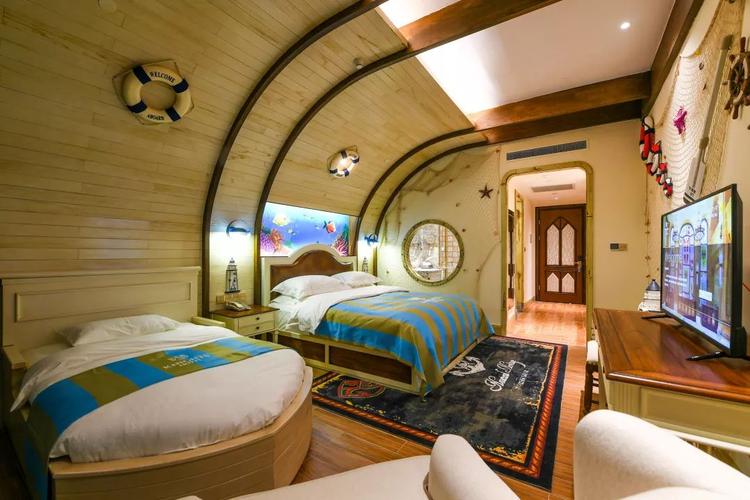 00骑士酒店内晚餐.