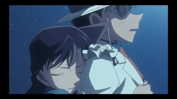 基德和小兰吻上了!柯南:基德,我拿你当朋友可没让你给我戴绿帽