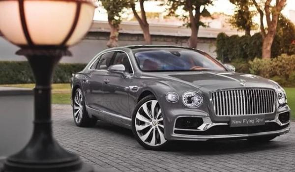 宾利飞驰油耗多少 宾利飞驰油耗多少钱一公里(约1-1.3元)