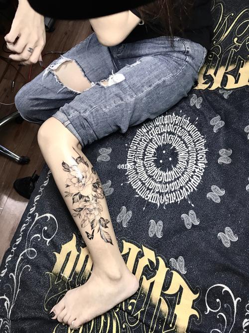 素花纹身 小腿纹身 女生纹身_纹身_刺青_吉壳刺青自由