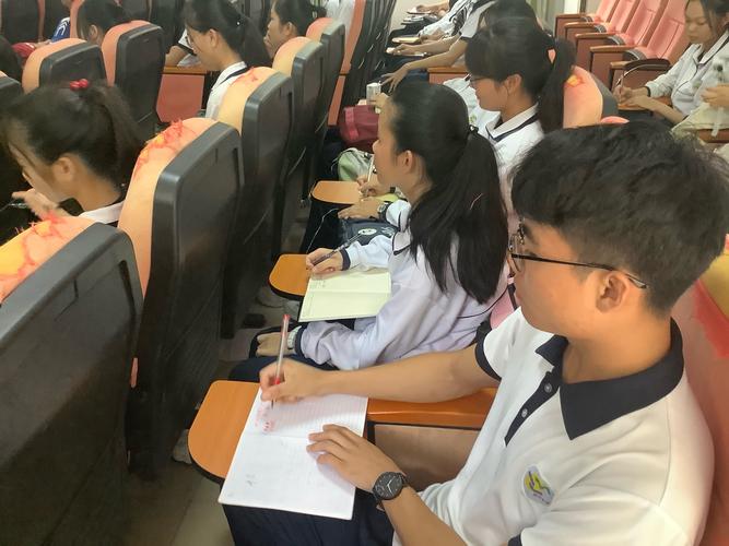 2018——2019学年度昌江中学学生干部会议