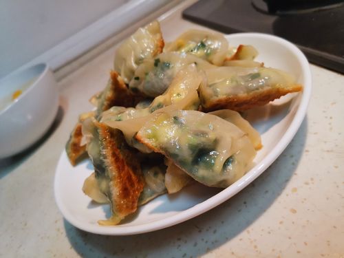 《番茄味》———韭菜粉丝鸡蛋煎饺—2019.10.21