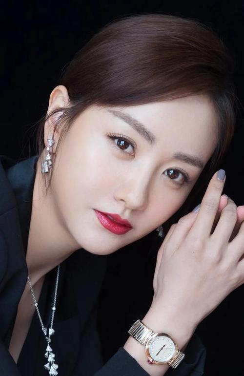 杨蓉个人写真合集:优雅唯美,清纯靓丽!