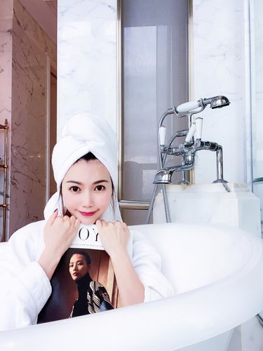 浴袍拍攝照_珠海瑞吉酒店攻略_酒店浴袍拍照_摄影_写真