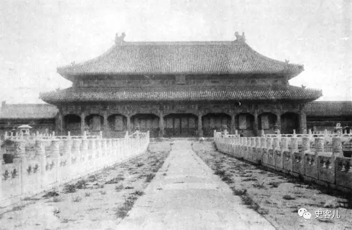 1901年,日本摄影师小川一真拍摄的北京老照片