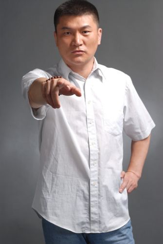 邱东江