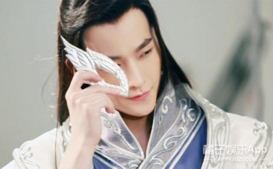 正文    《三生三世》电视剧近日在微博突然爆出一组杨洋的古装造型