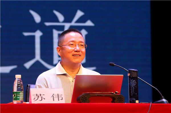 华为讲师苏伟受聘江西应用科技学院客座教授并作专题讲座