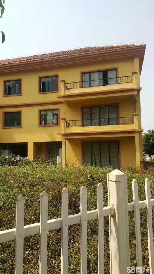 开远市龙苑雅居别墅 5室3厅3卫