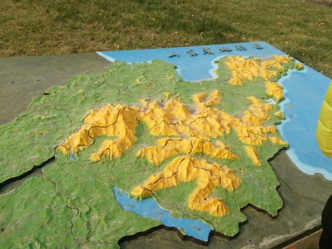 山东地形图模型.