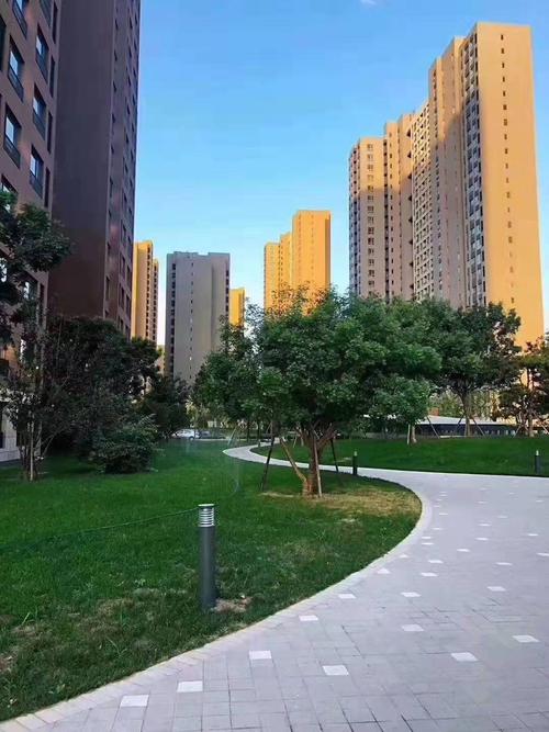 燕郊嘉都国际均价13000大落地窗 户型透亮 万科物业绿化超赞 高精准