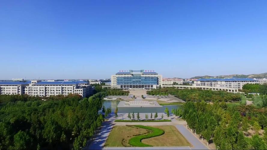 山东中医药大学航拍