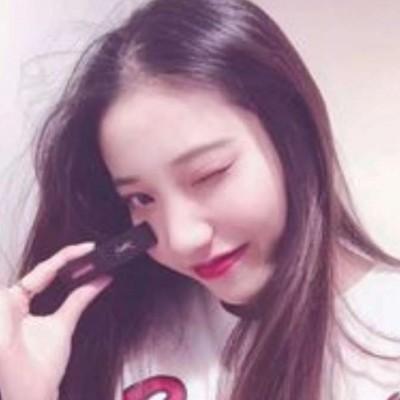 90后女生头像爱笑的小姐姐 爱笑的人运气不会太差