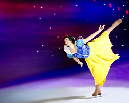 经典卡通,当中包括《魔雪奇缘》,《阿拉丁》,《狮子王》,《白云公主》