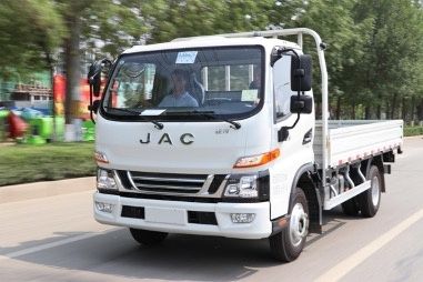 国六一步到位江淮骏铃国六产品引领运营价值升级