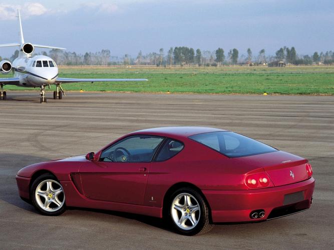 marcusgronholm驾驶法拉利456gt1992款拉着木之本桃矢去法国马格尼