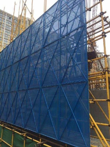 在哪能买到品质好的建筑爬架网,建筑铁片防护网厂家