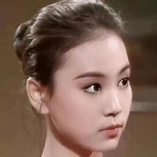 年轻时的刘雪华