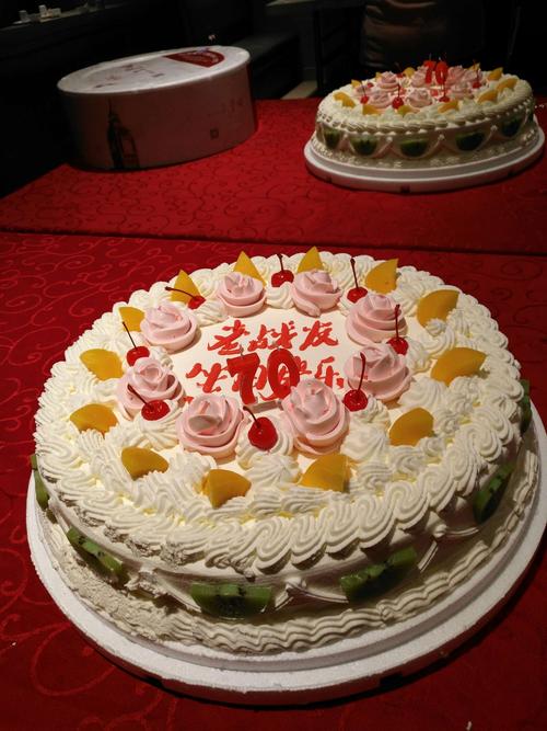 70岁战友生日蛋糕!