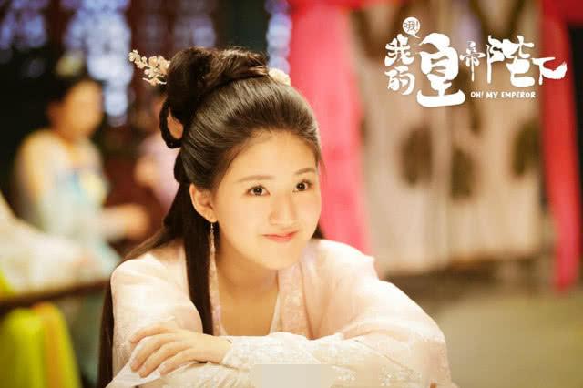 甜宠剧标配女主,比《双世宠妃》梁洁耐看,第三部首推赵露思!