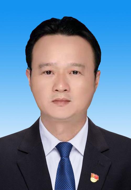 黄振海黄振海,男,现任饶平县委常委,政法委书记.许美生许美生