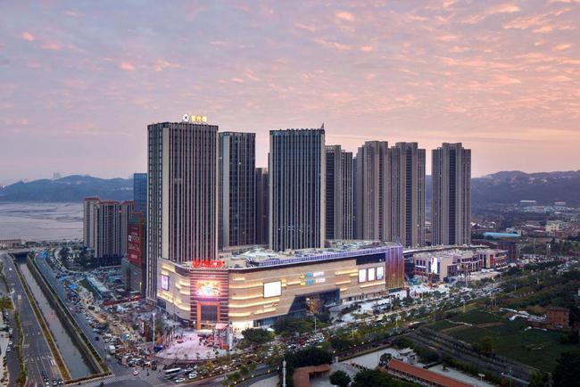 城市资源密集,泉州城东板块意义上的中央生活区!