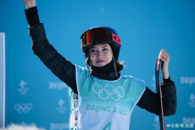 北京2022年冬奥会自由式滑雪女子大跳台决赛中,中国选手谷爱凌夺得