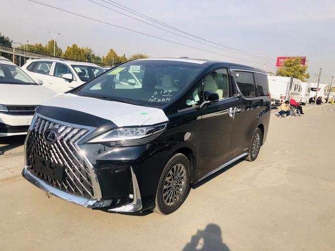 2021款雷克萨斯lm300全面解读最新优惠国六现车