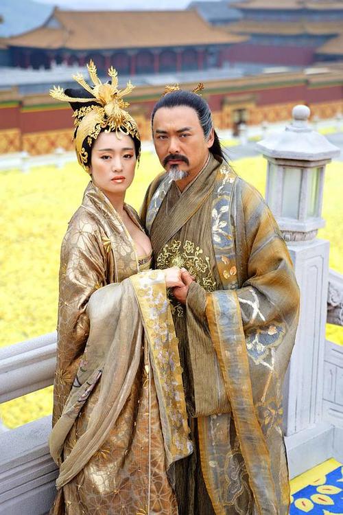 满城尽带黄金甲的剧照