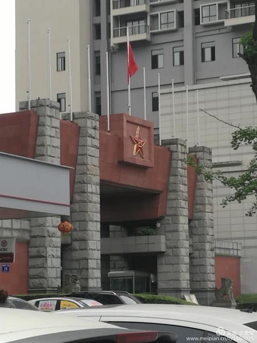 原成都军区大门,现为西部战区后勤部.