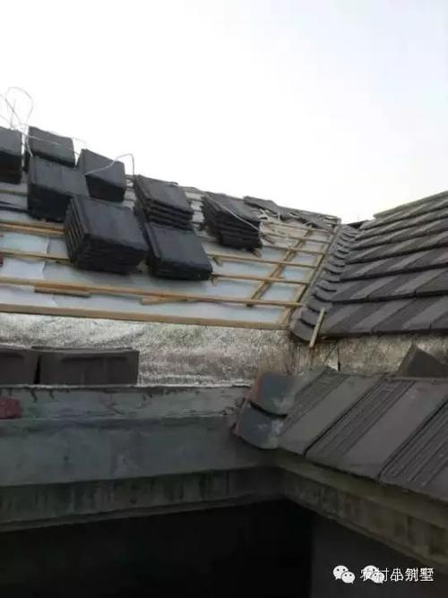 斜坡屋顶及铺屋瓦