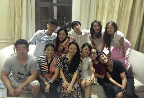 看看段奕宏94中戏同学聚会引出多少实力派演员