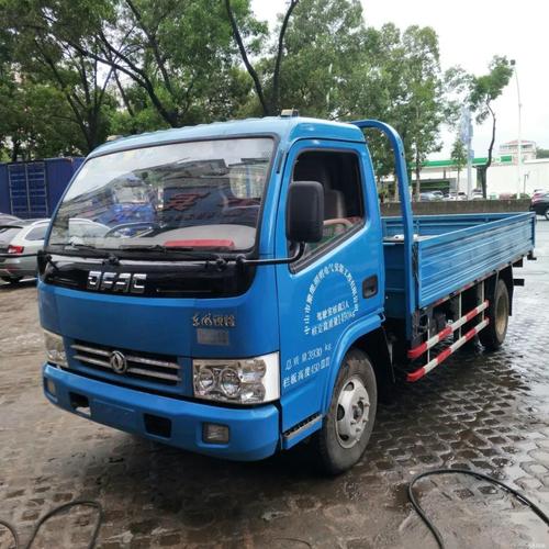 车重 货重,不能超过4.5吨.拉管和拉卷会有危险的根本原因,是超载.