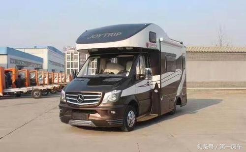 奔驰凌特改装房车多少钱房车奔驰房车