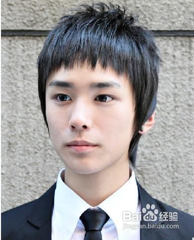 男生瓜子脸发型如何设计