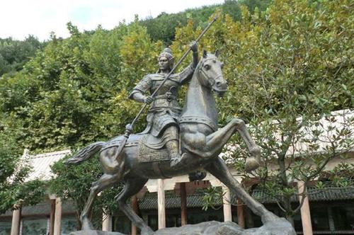 三国名将系列之十四: 马超的悲剧,根源出在哪里