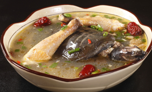 公认4道最"残忍"的美食,烤乳猪炖甲鱼能接受,看到图4