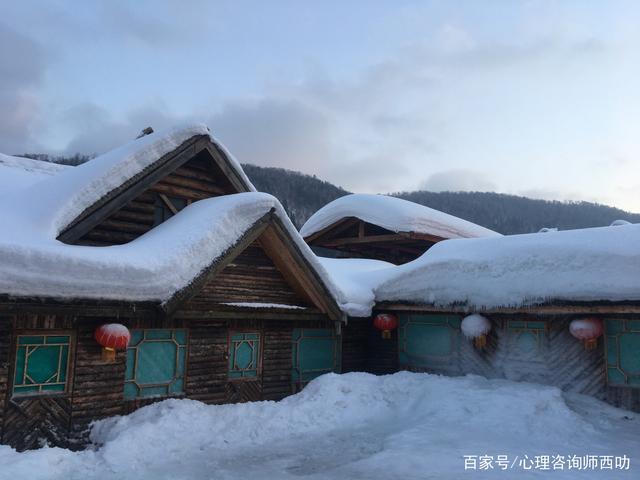 东北雪乡里可可爱爱的雪房子