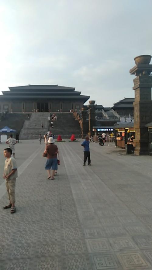 郯国古城游玩(门前)