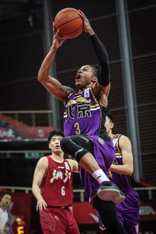 篮球cba第二阶段浙江稠州金租胜北京紫禁勇士