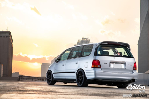 "第一代奥德赛太奇葩了!"初代本田奥德赛变身神速mpv