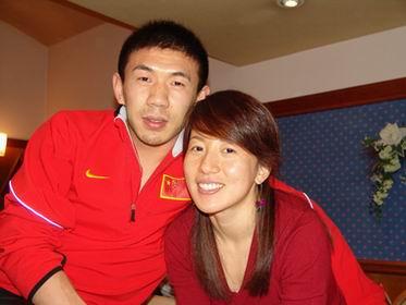 休息半年杨扬专心当女人 8月李佳军走上红地毯
