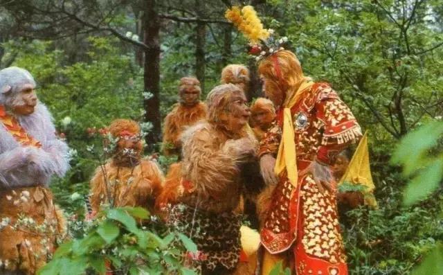 抢劫孙悟空老家花果山的混世魔王,为何抢完就走不敢占山为王?