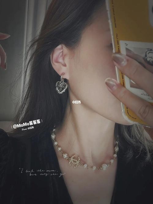 一条复古感又不会撞款的choker_choker_复古_香奈儿怎么样_chanel
