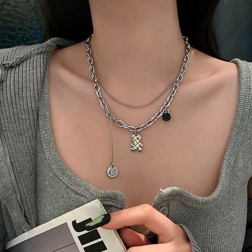 轻奢小众双层笑脸小熊项链女2021年新款ins嘻哈冷淡风锁骨链配饰