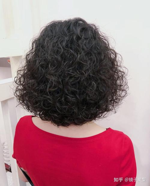 春节精选人气烫小卷,烫微卷20多款,喜欢烫发来的这里看