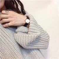 穿毛衣的女生头像_穿毛衣的可爱女生头像大图